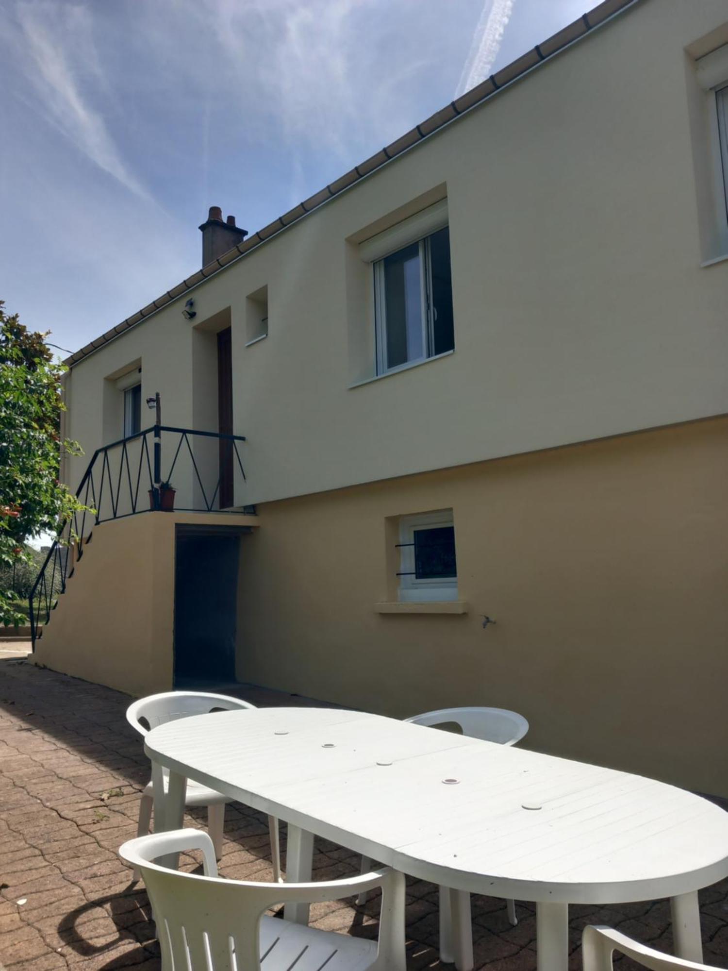 Les Cyclamens 1 Apartment Cosne-Cours-Sur-Loire Exterior photo